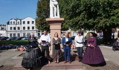 &bdquo;Nad Niemnem&rdquo; Elizy Orzeszkowej lekturą 12. odsłony Narodowego Czytania