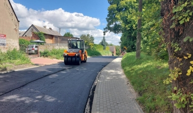 Prace drogowe w Teklinowie