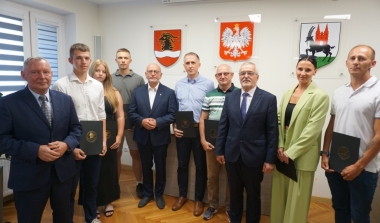 &bdquo;Pasja, wysiłek i sukces &ndash; wręczenie stypendi&oacute;w i nagr&oacute;d dla najlepszych&rdquo;