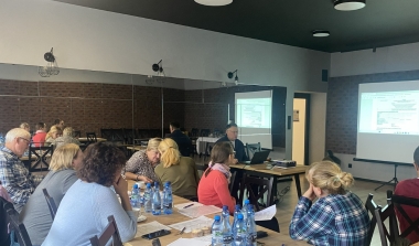Działania wspierające opiekun&oacute;w faktycznych &ndash; grupowe poradnictwo specjalistyczne w projekcie Centrum Usług Środowiskowych &ndash; &bdquo;Razem łatwiej II&rdquo;