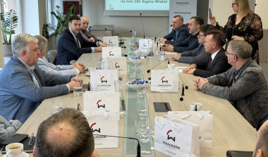 Konferencja dotycząca przyszłości linii kolejowej nr 181