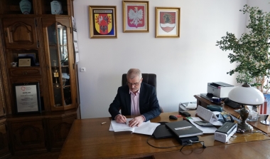 Podpisano porozumienie o wsp&oacute;łpracy przy organizacji 6. P&oacute;łmaratonu Aleją Dęb&oacute;w Czerwonych