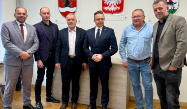 Rozmowy o przyszłości kolei w regionie - ważne deklaracje dotyczące połączeń przez Wierusz&oacute;w